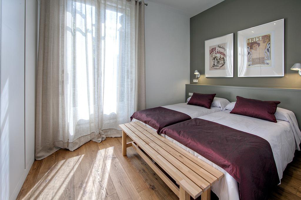 Habitat Apartments Rambla Deluxe บาร์เซโลนา ห้อง รูปภาพ