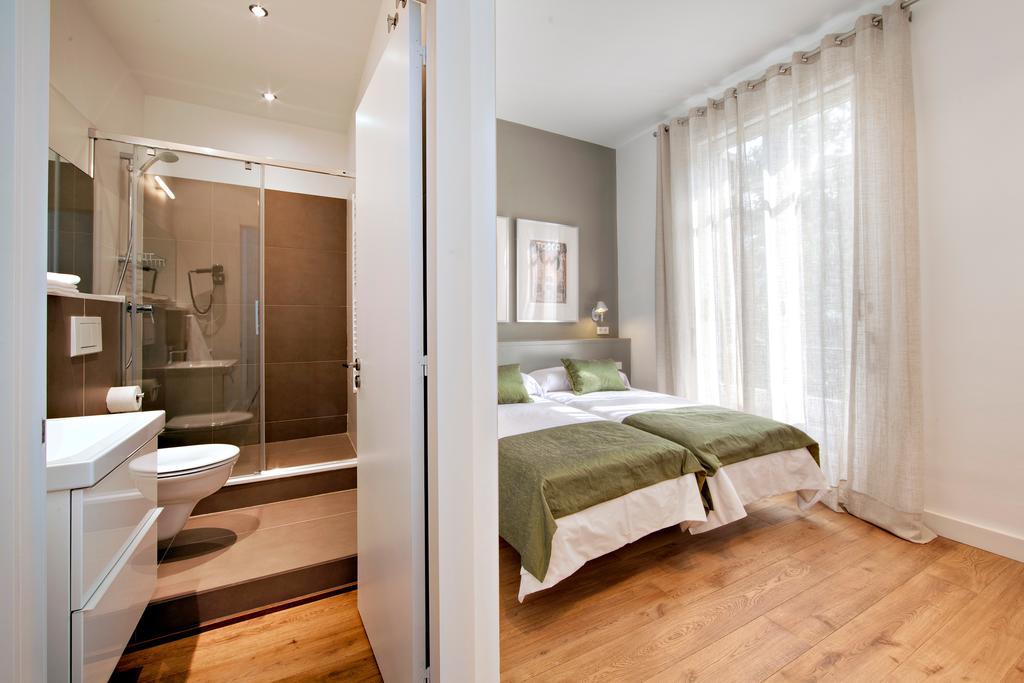 Habitat Apartments Rambla Deluxe บาร์เซโลนา ภายนอก รูปภาพ